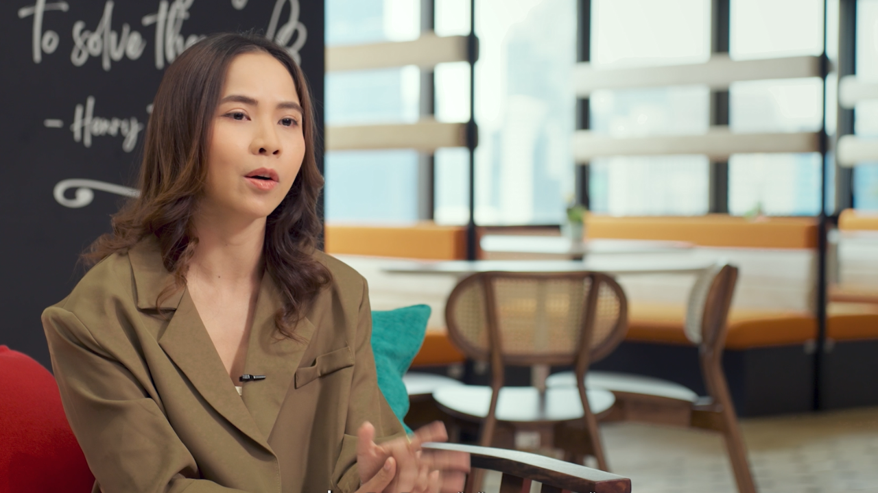 คุณณฐินี ทองดี, ชับบ์ ไลฟ์ ประกันชีวิต