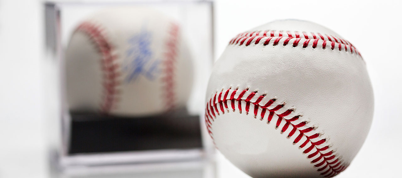 collector baseball in case