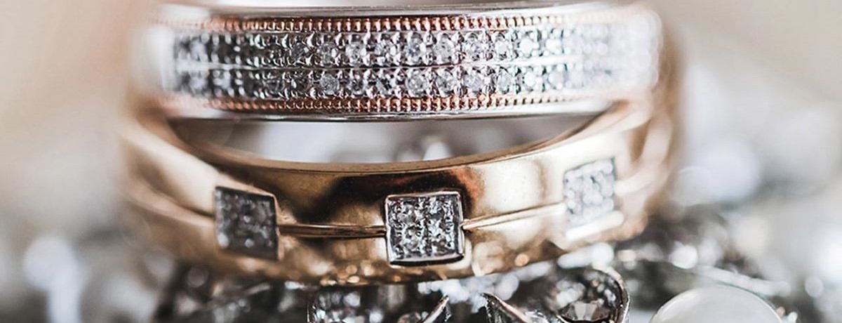 diamond wedding rings and pearls