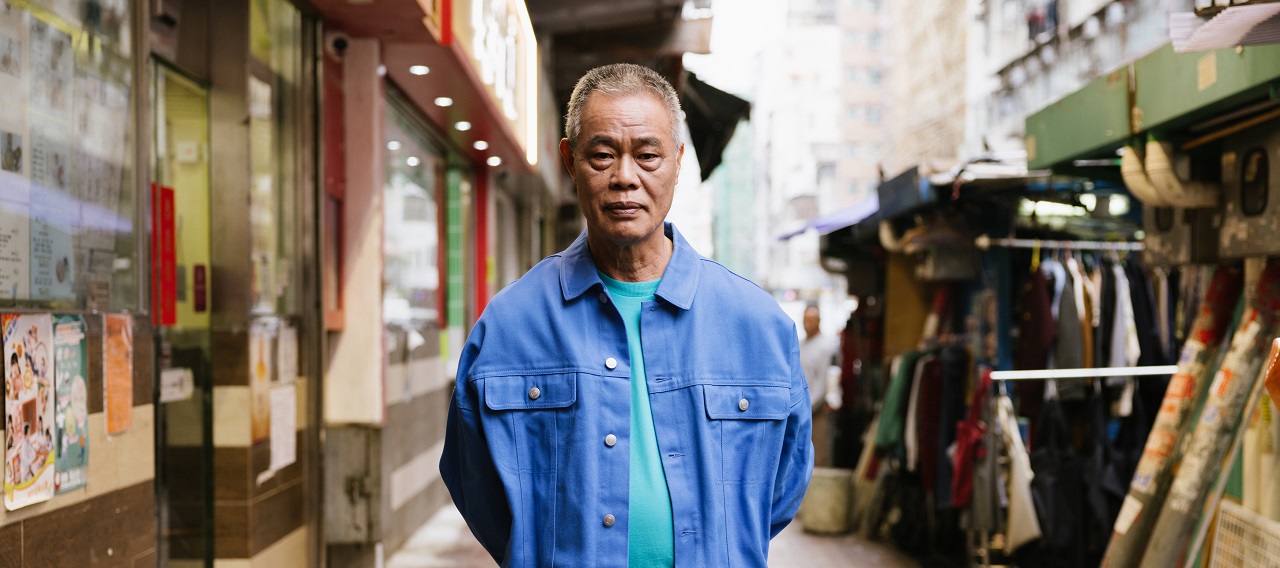 couple talking while moving