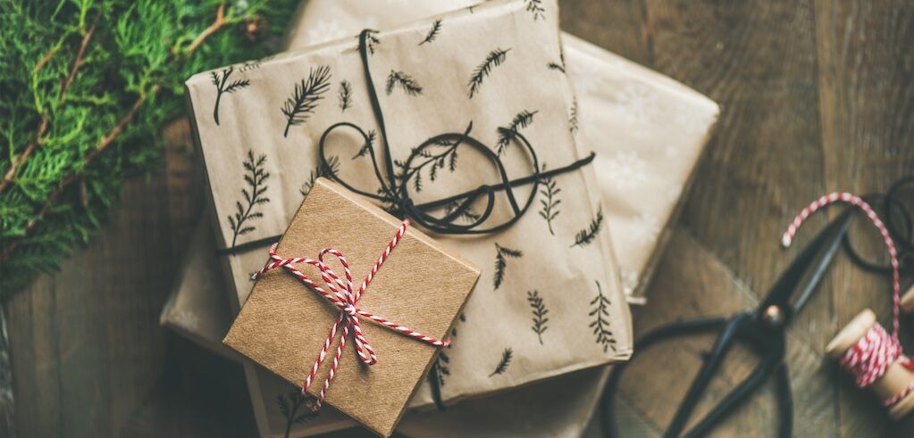 Sedang Menyiapkan Kado Natal Untuk Orang Tersayang? Simak Tips Berikut